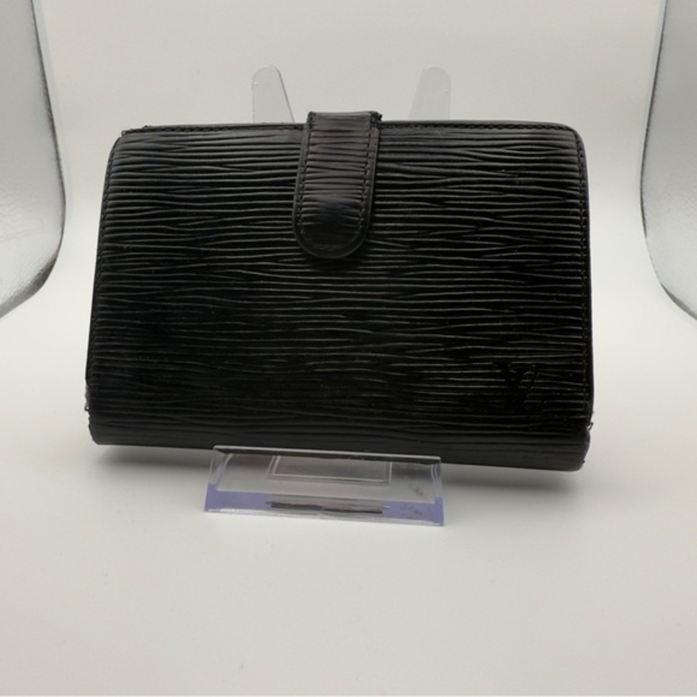 Louis Vuitton Black Epi Leather French Purse Wallet Gold | Women’s | Used |